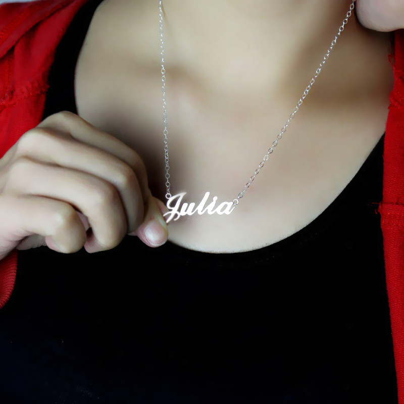 Personalized Classic Necklace in Silver